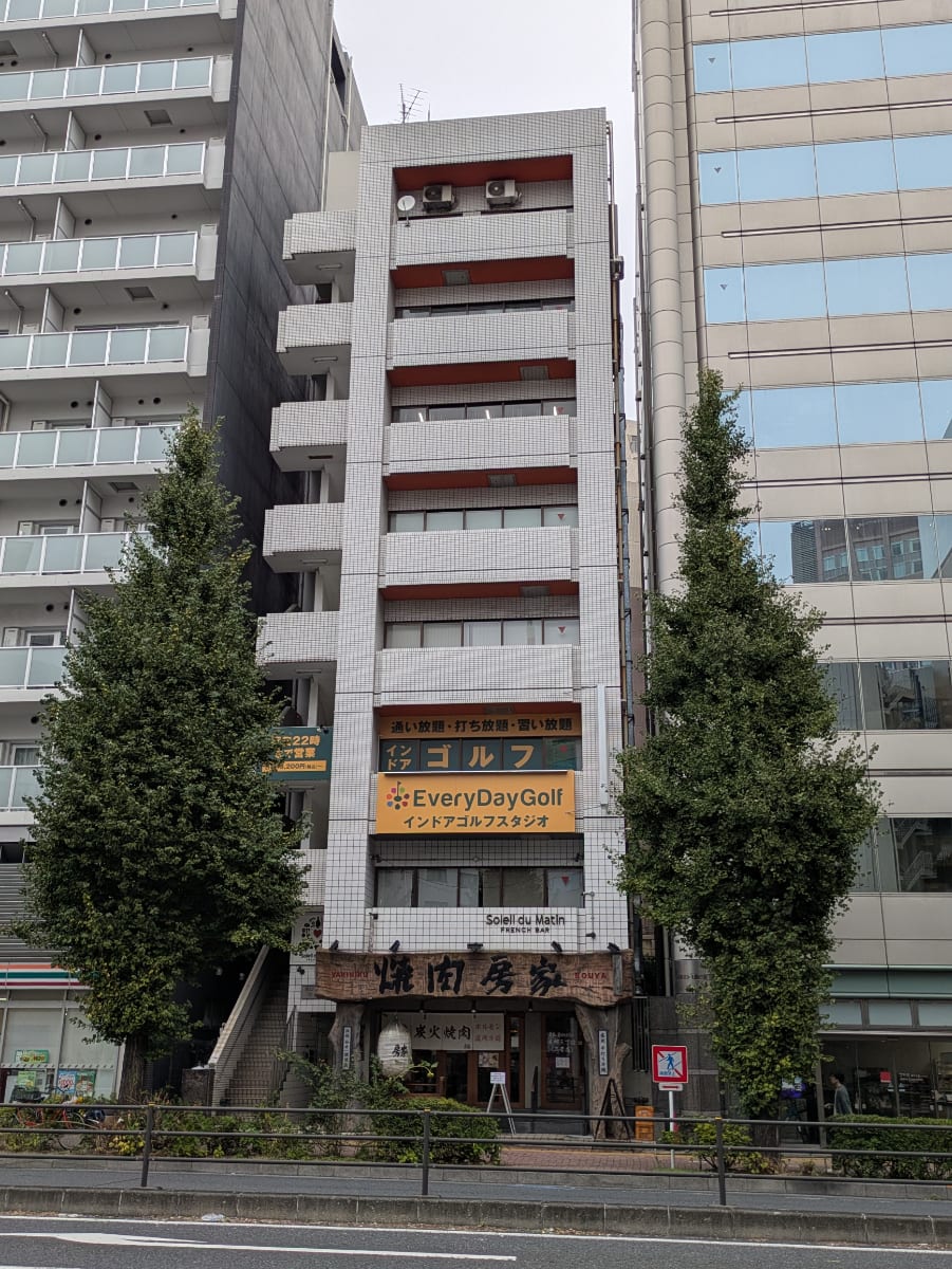 v20251221150706/fresh/building/J00100379423_7