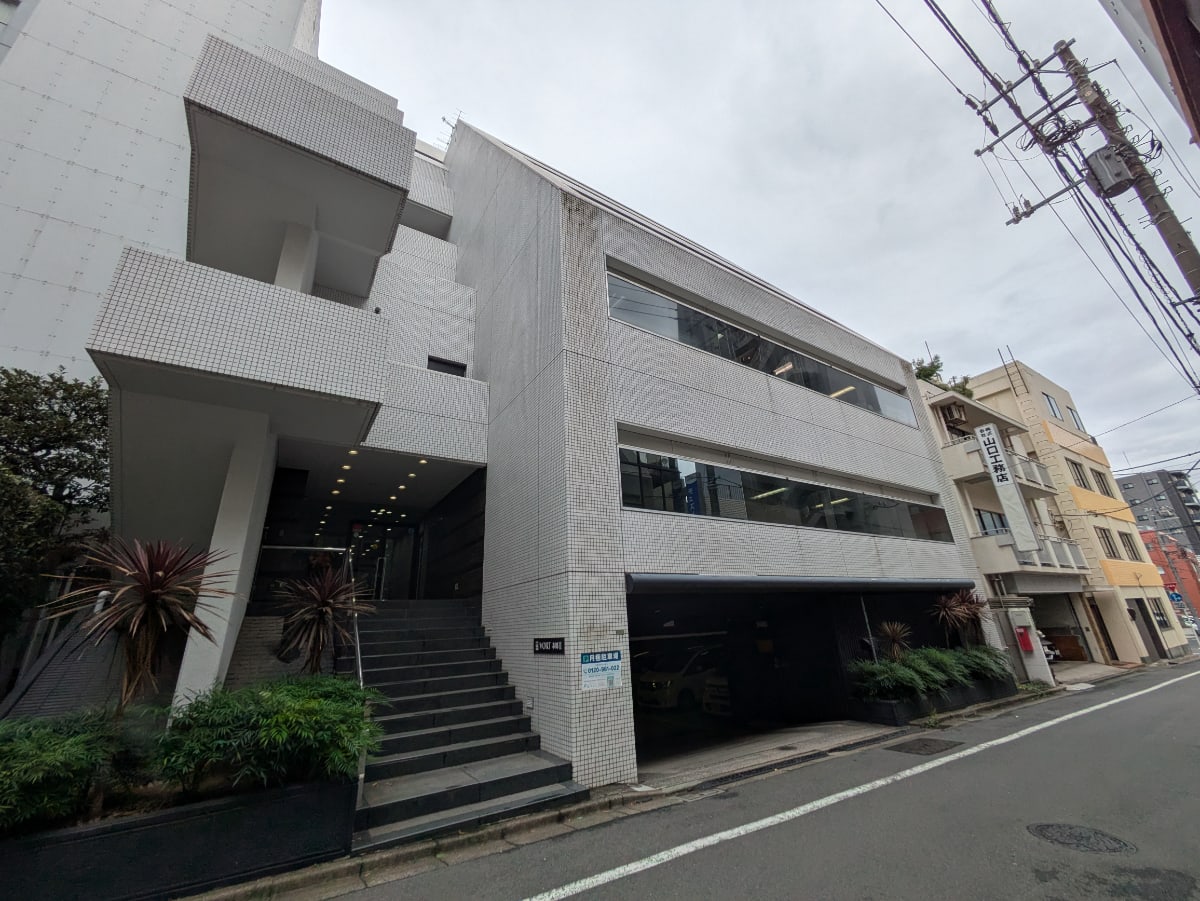 v20251221150706/fresh/building/J00100386738_16