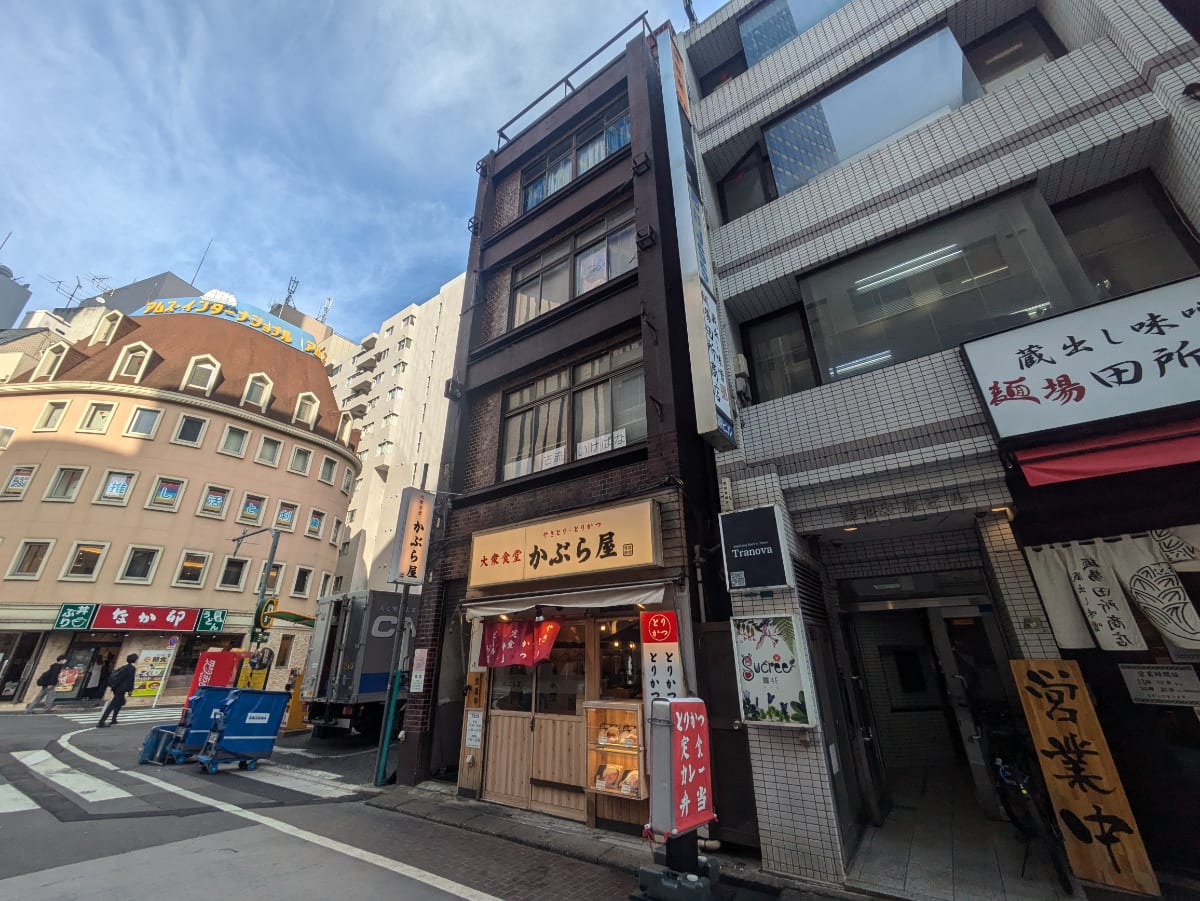 v20251221150706/fresh/building/J00100388569_1