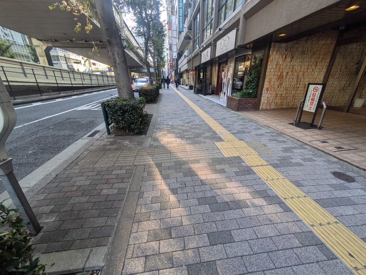 v20251221150706/fresh/building/J00100388624_2