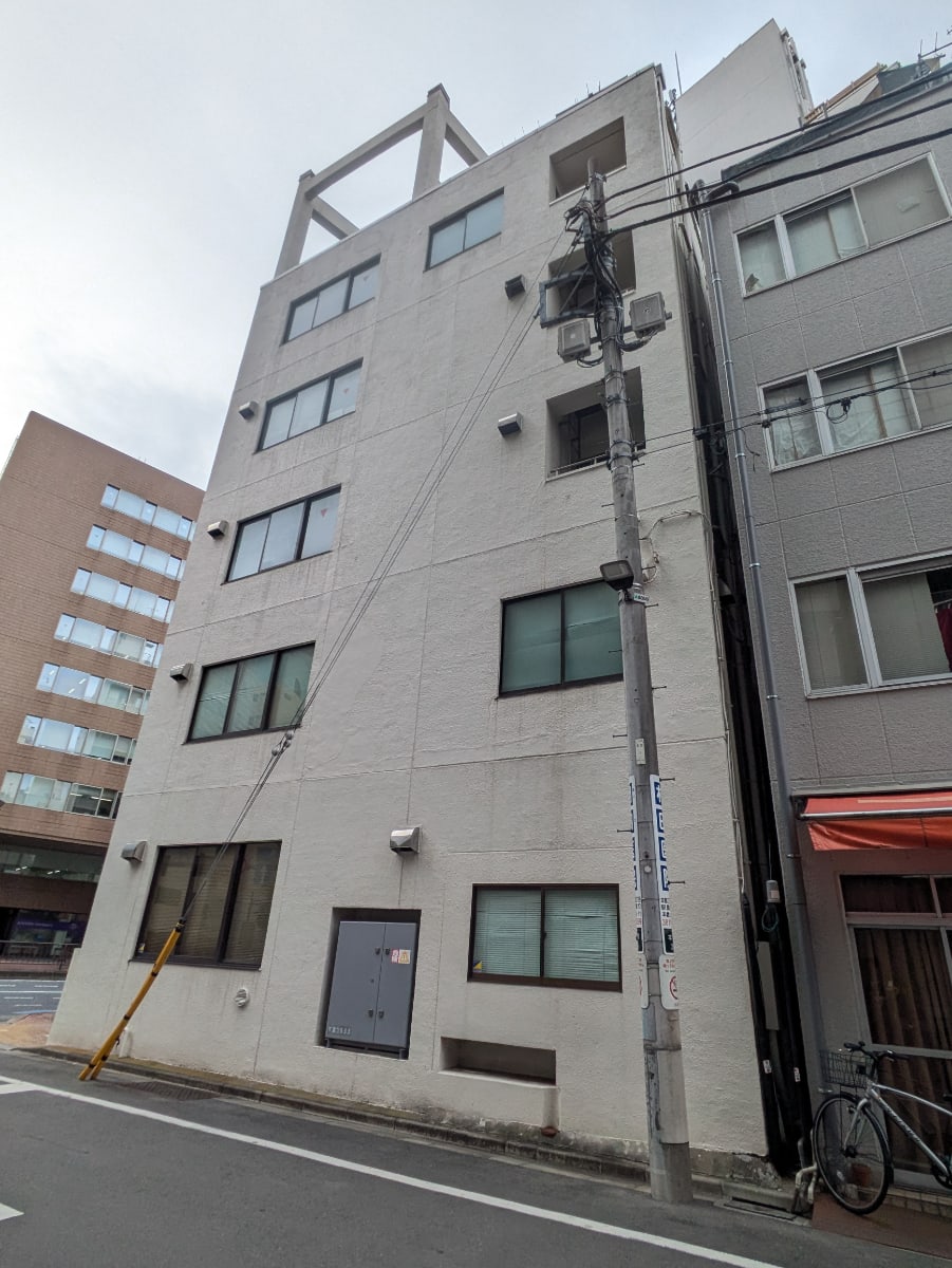 v20251221150706/fresh/building/J00100404251_7