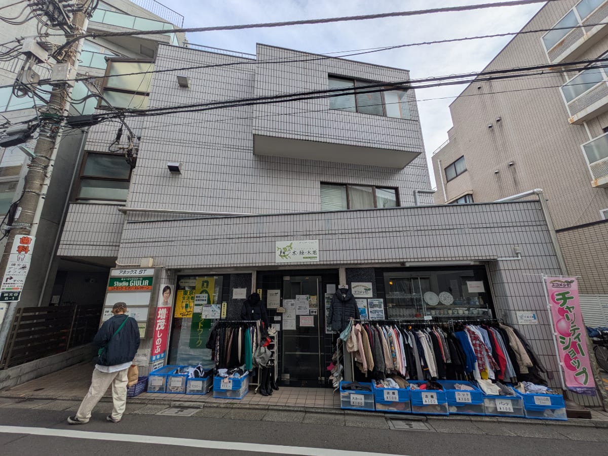 v20251221150706/fresh/building/J00100404774_6