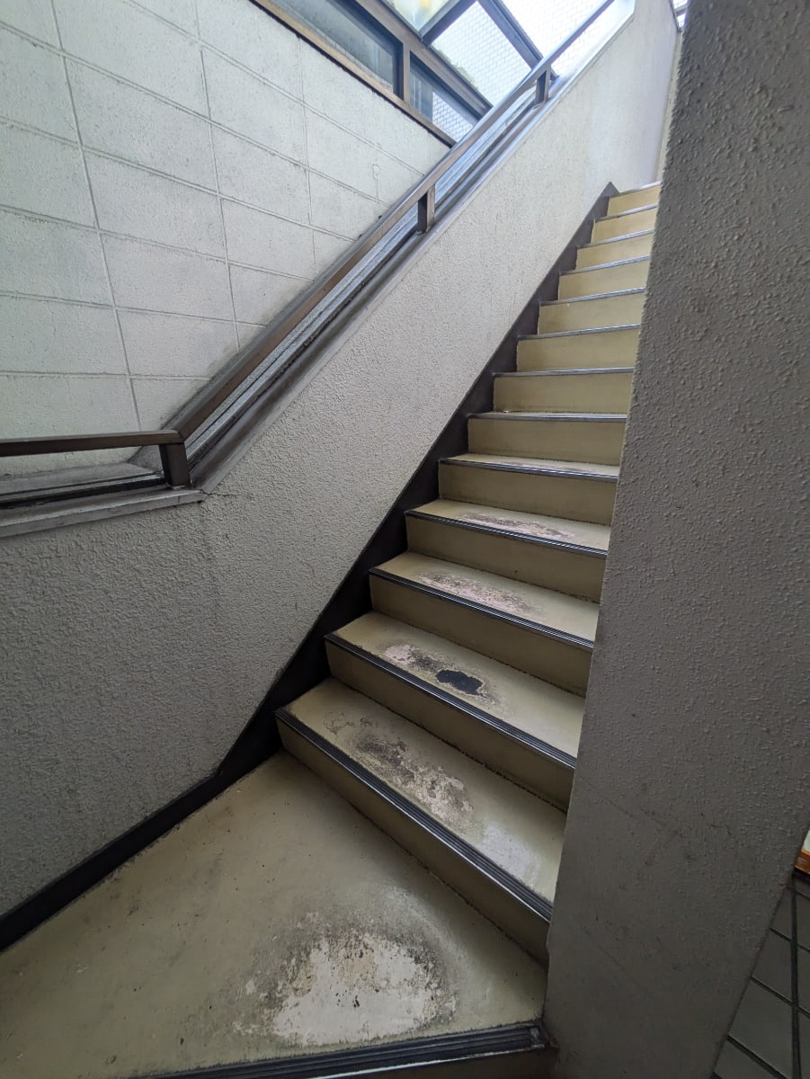 v20251221150706/fresh/building/J00100404854_9