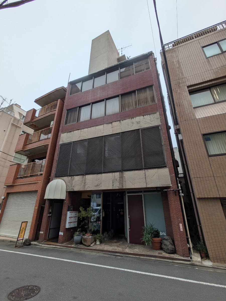 v20251221150706/fresh/building/J00100405376_1