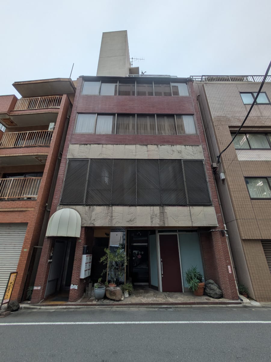 v20251221150706/fresh/building/J00100405376_7