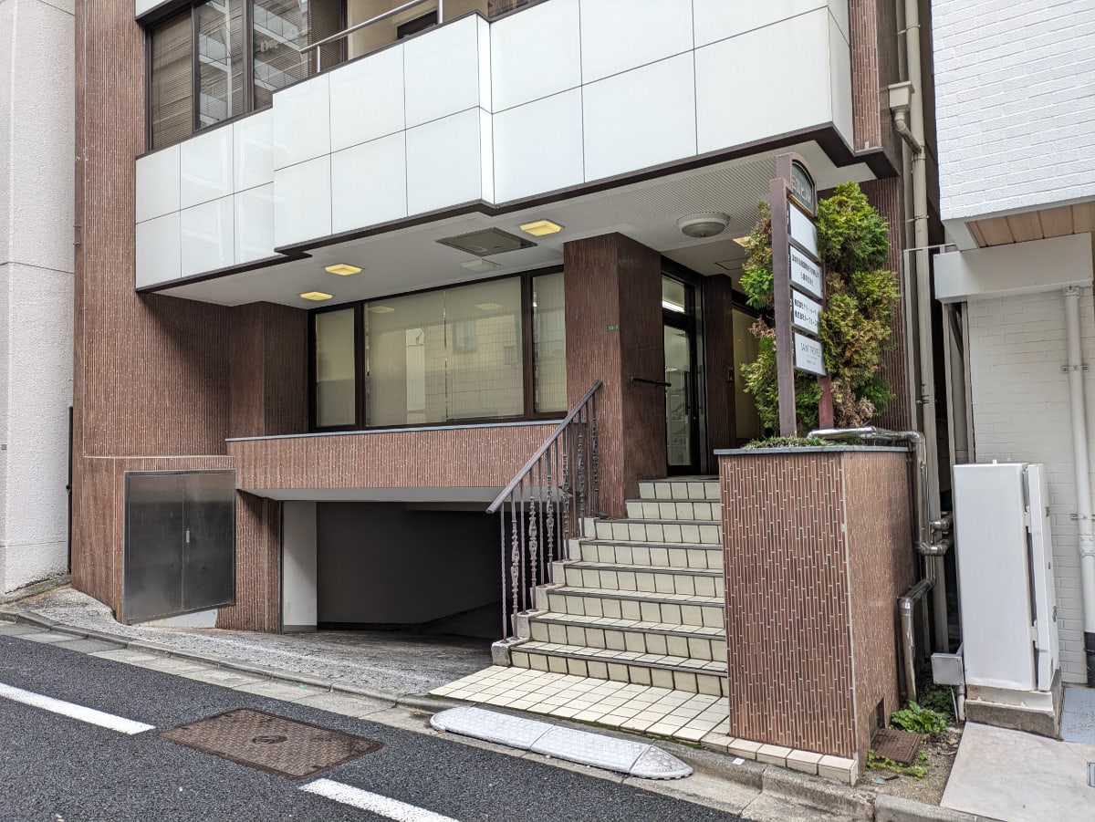 v20251221150706/fresh/building/J00100406893_13