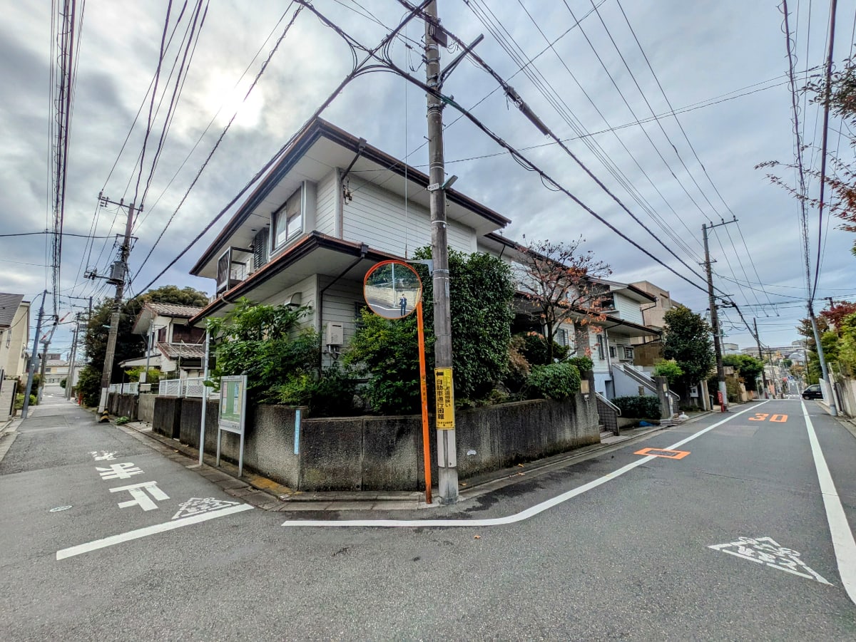 v20251221150706/fresh/building/J00100468674_6