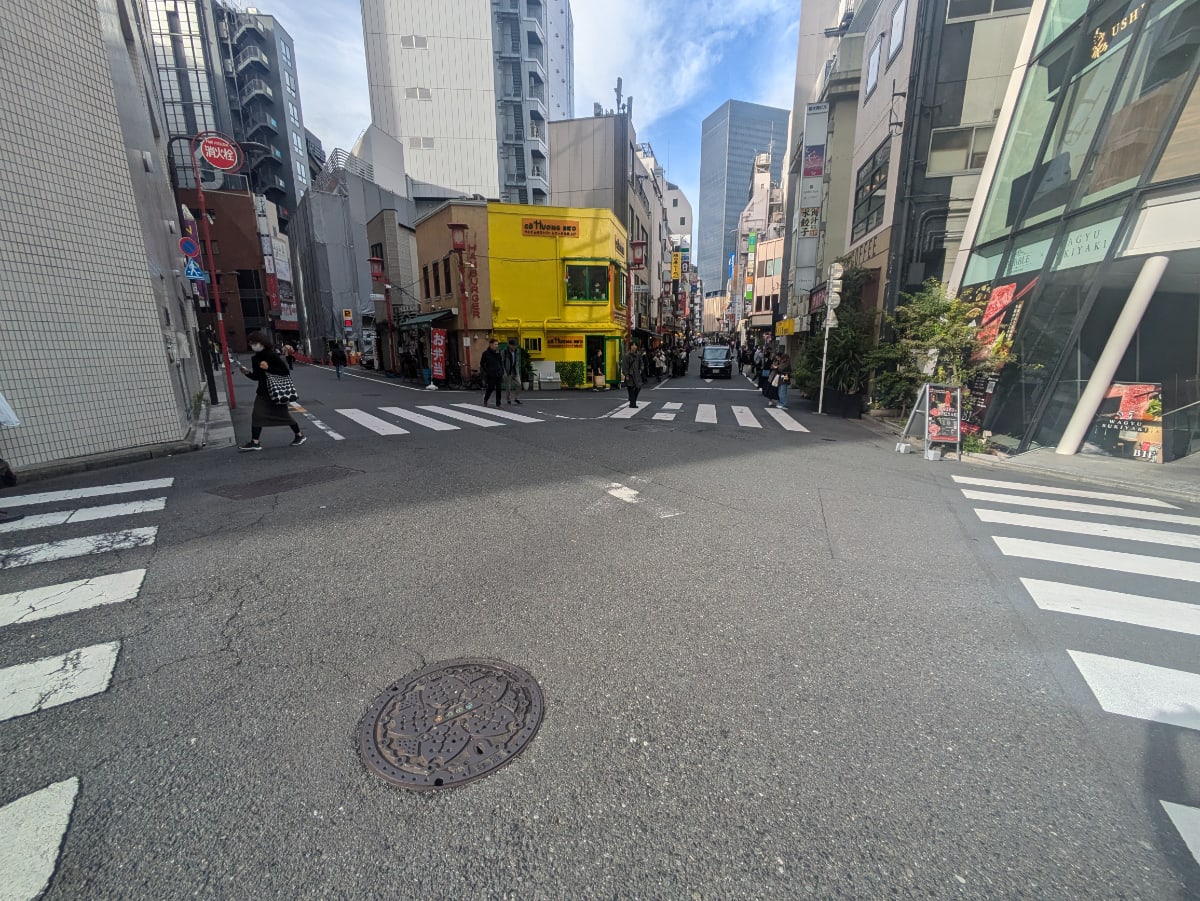 v20251221150706/fresh/building/J00100478376_13