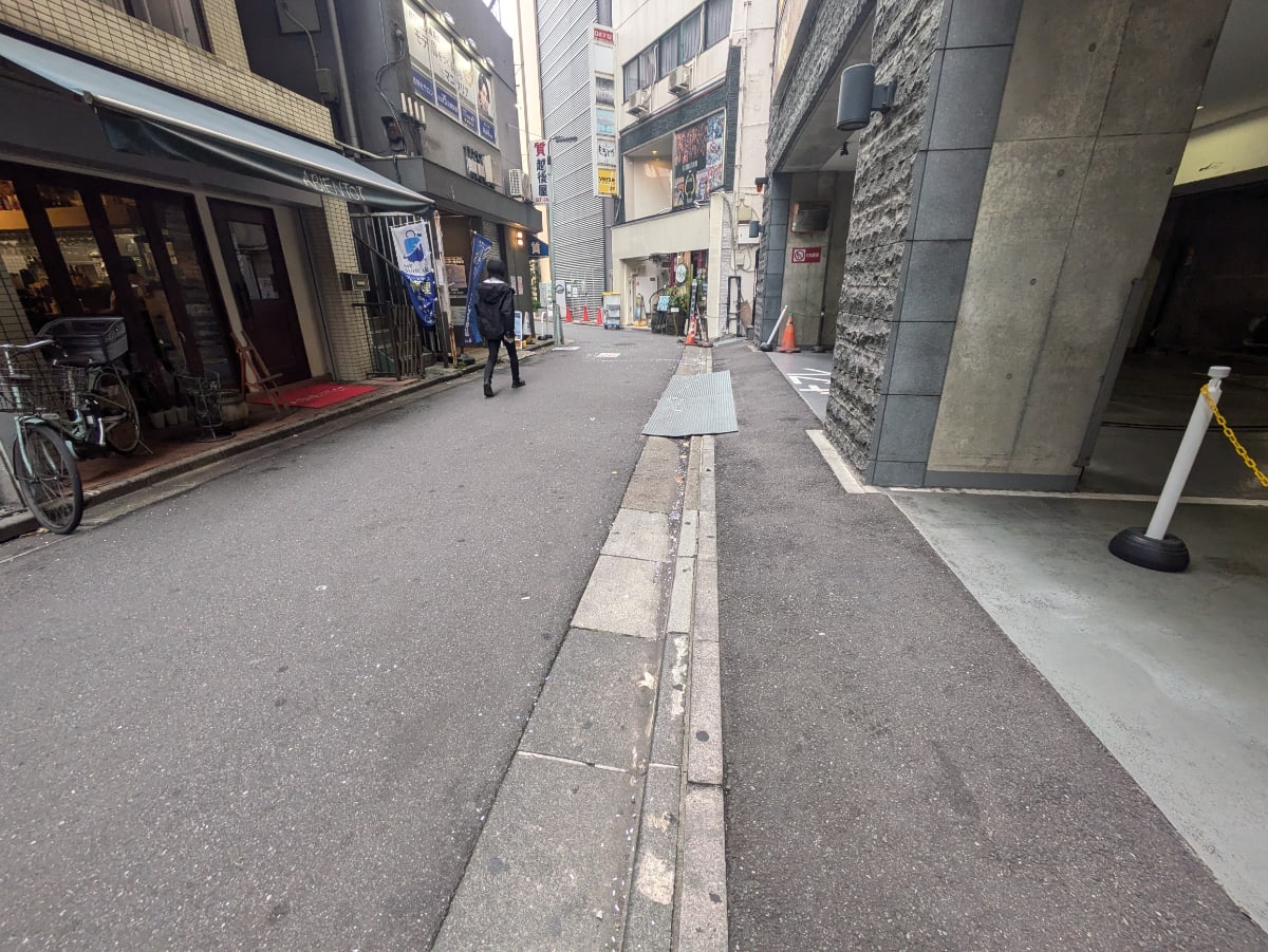 v20251221150706/fresh/building/J00100608146_2
