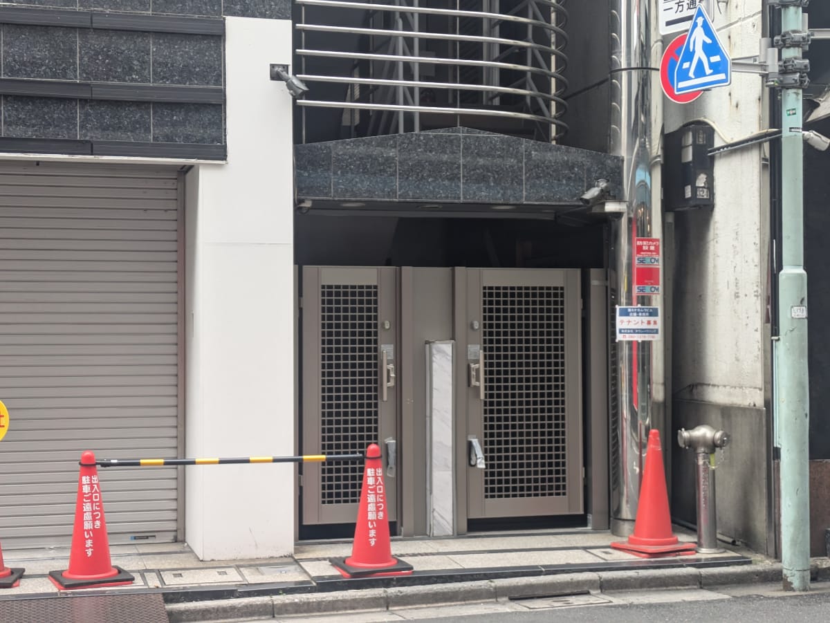v20251221150706/fresh/building/J00100609969_3