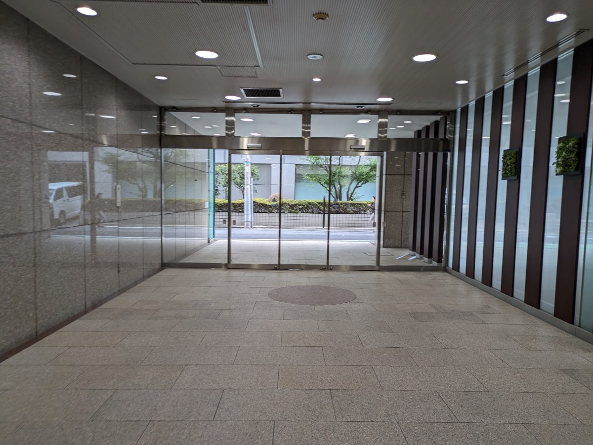 v20251223150905/fresh/building/J00100375701_60