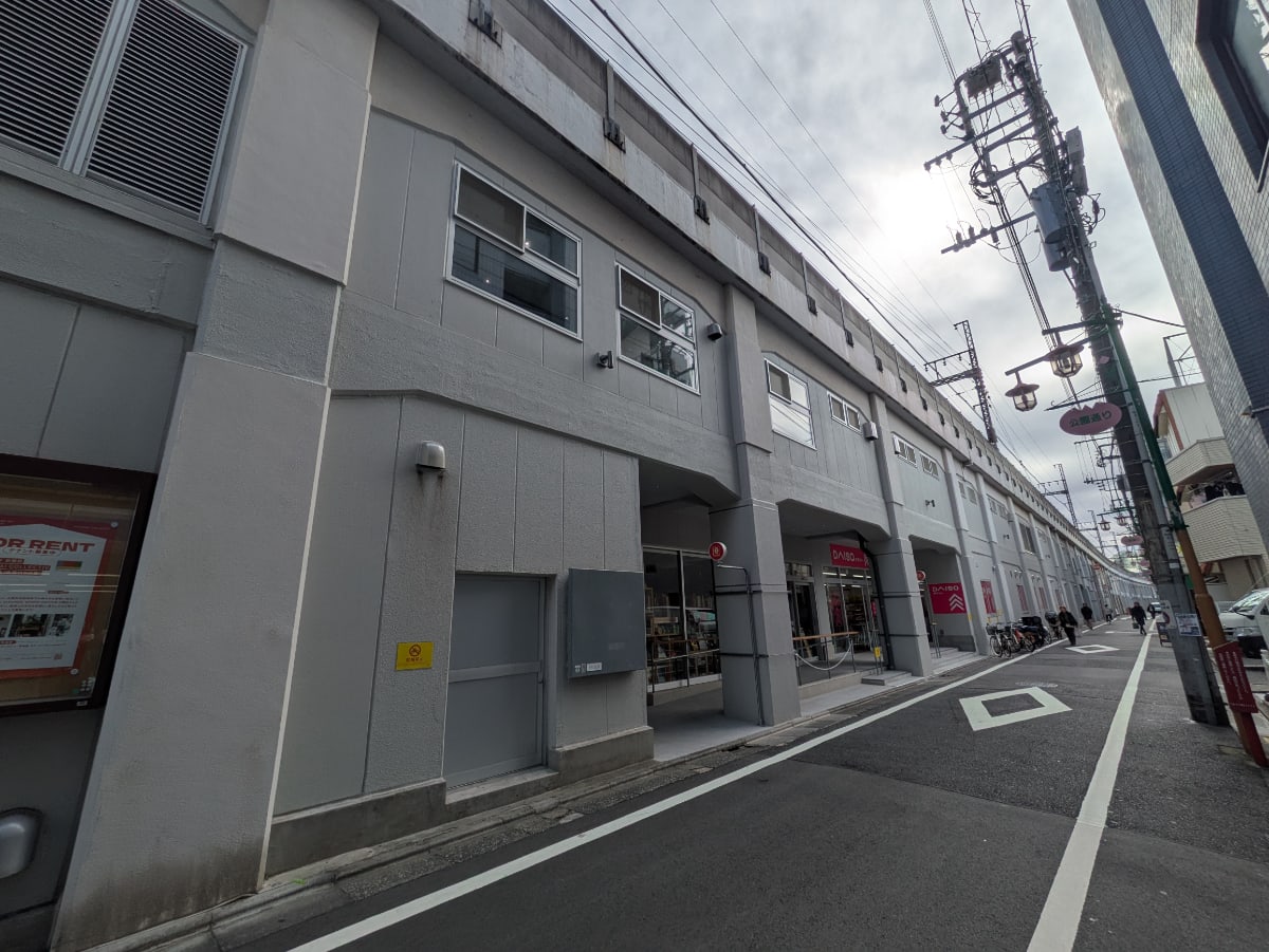 v20251223150905/fresh/building/J00100608126_6
