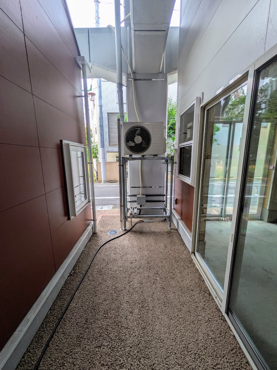 v20251223150905/fresh/building/J00100633921_10