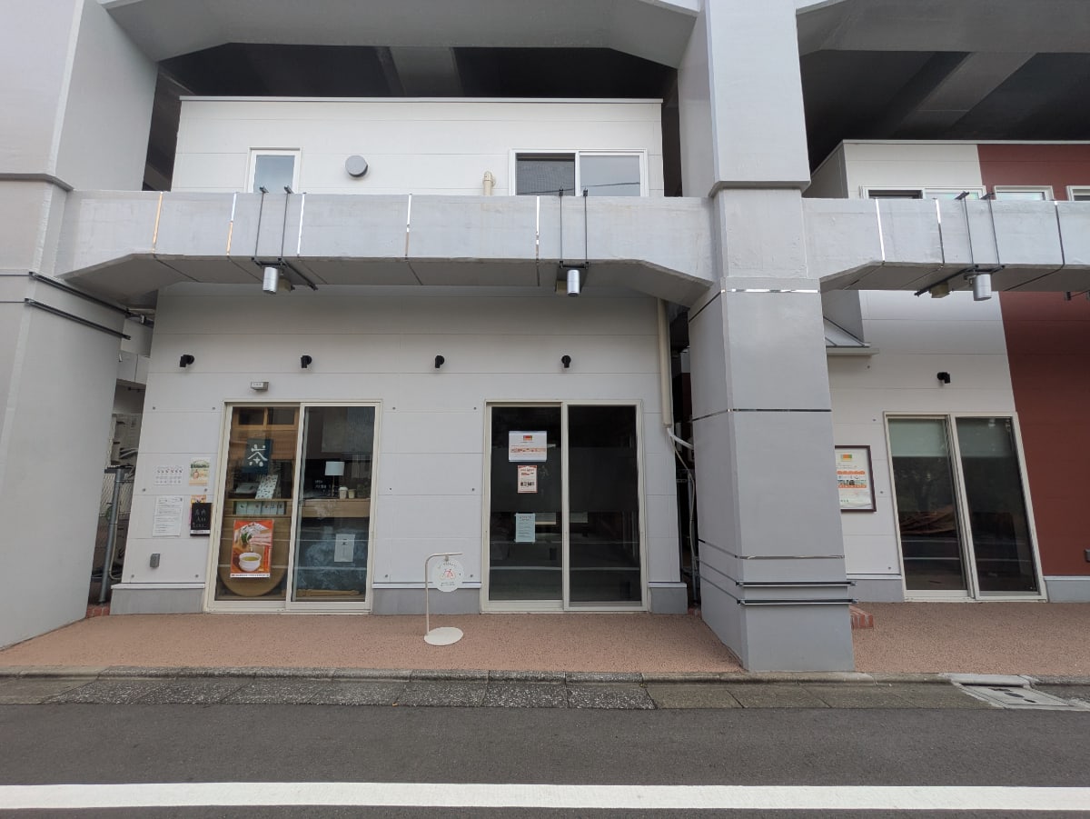 v20251223150905/fresh/building/J00100633921_13