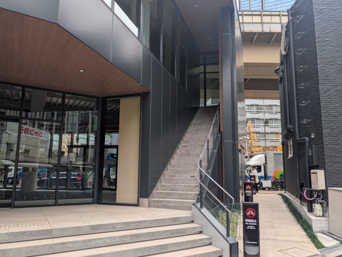v20251223150905/fresh/building/J00100635354_7