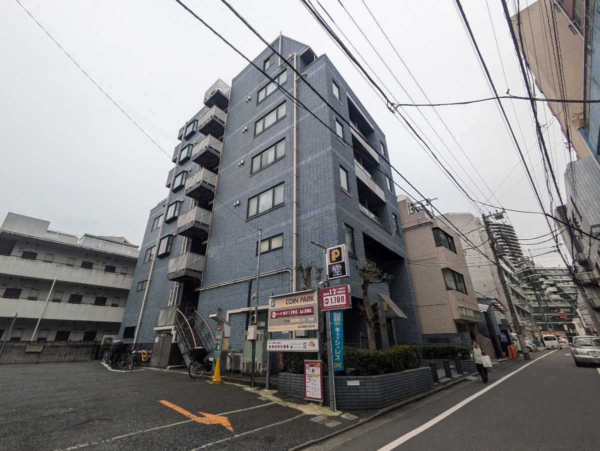 v20251224150804/fresh/building/J00100360825_13