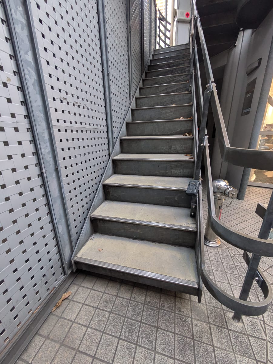v20251224150804/fresh/building/J00100366706_6