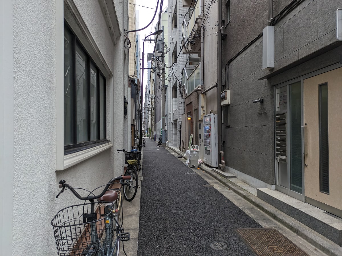 v20251224150804/fresh/building/J00100374683_13