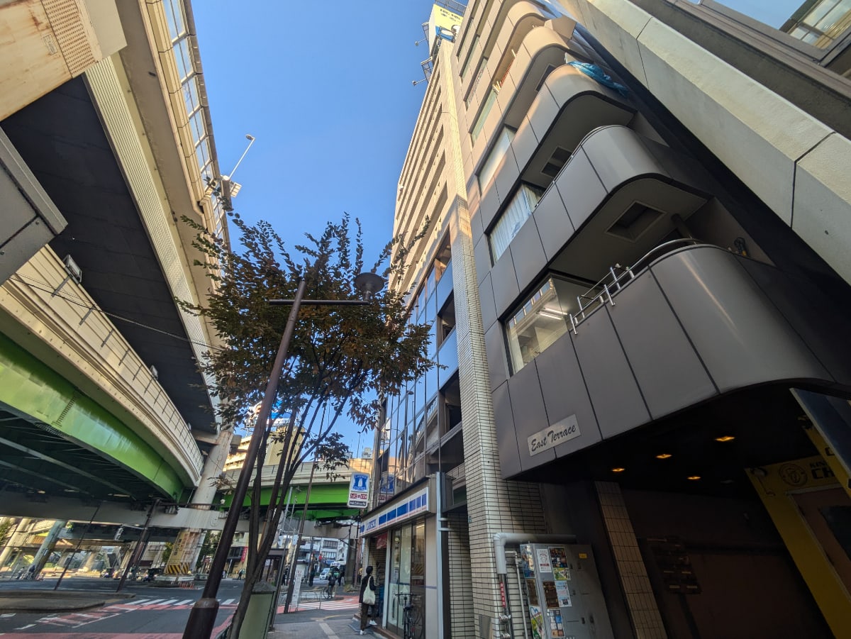 v20251224150804/fresh/building/J00100380393_15