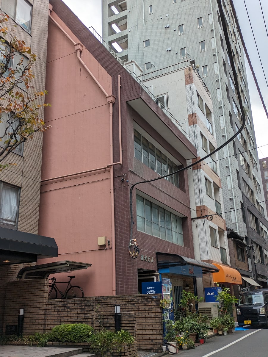 v20251224150804/fresh/building/J00100384676_5
