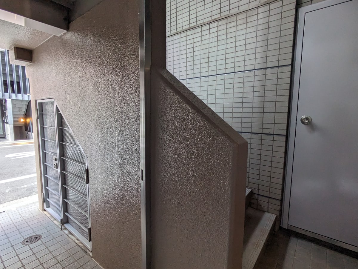v20251224150804/fresh/building/J00100384724_5