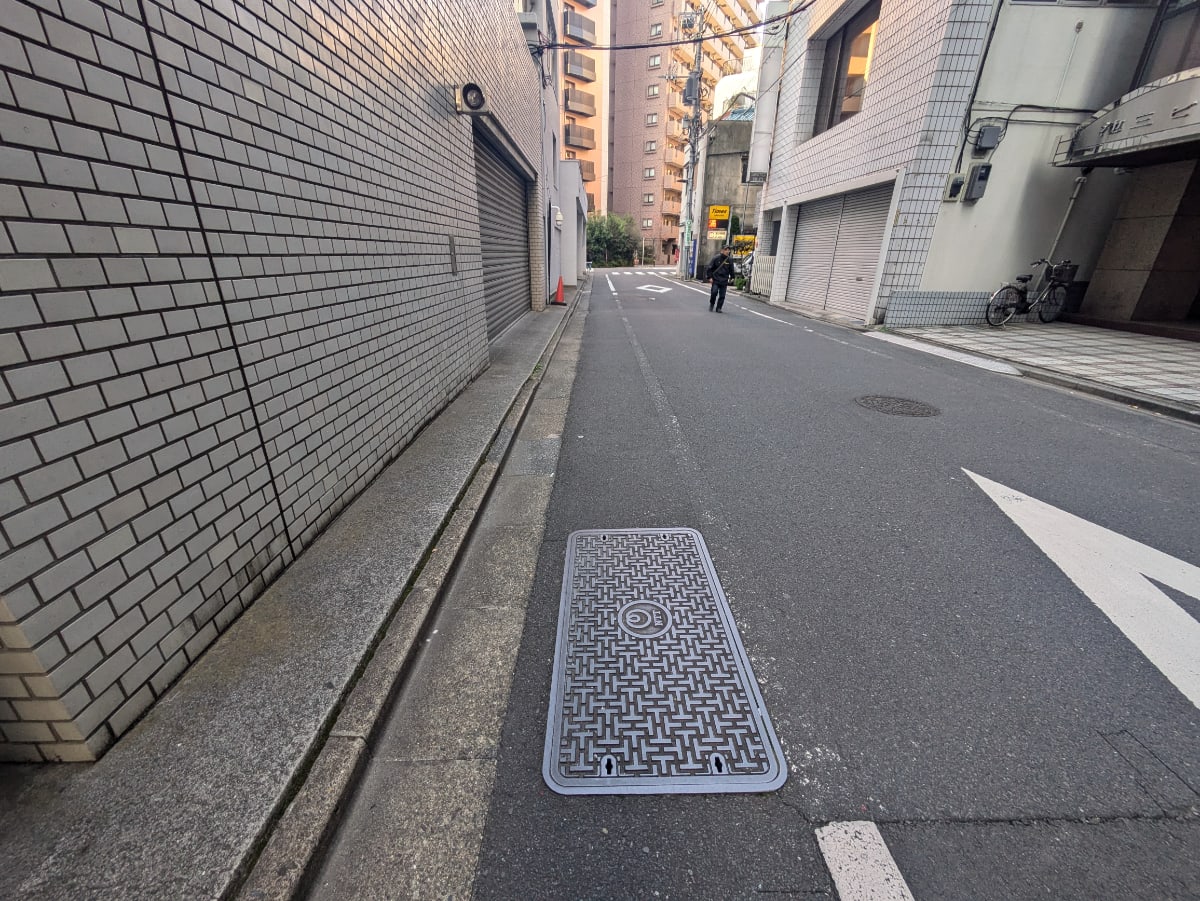 v20251224150804/fresh/building/J00100387715_2