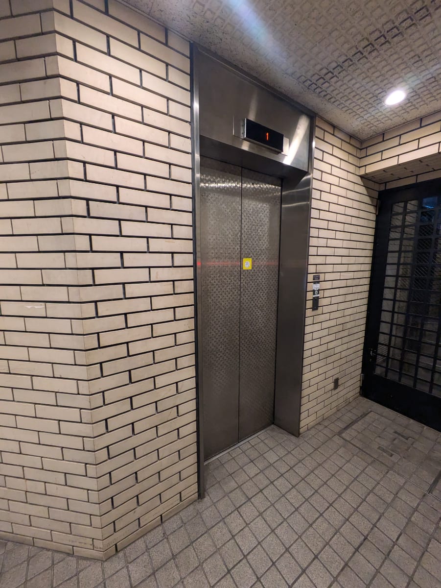 v20251224150804/fresh/building/J00100388805_4