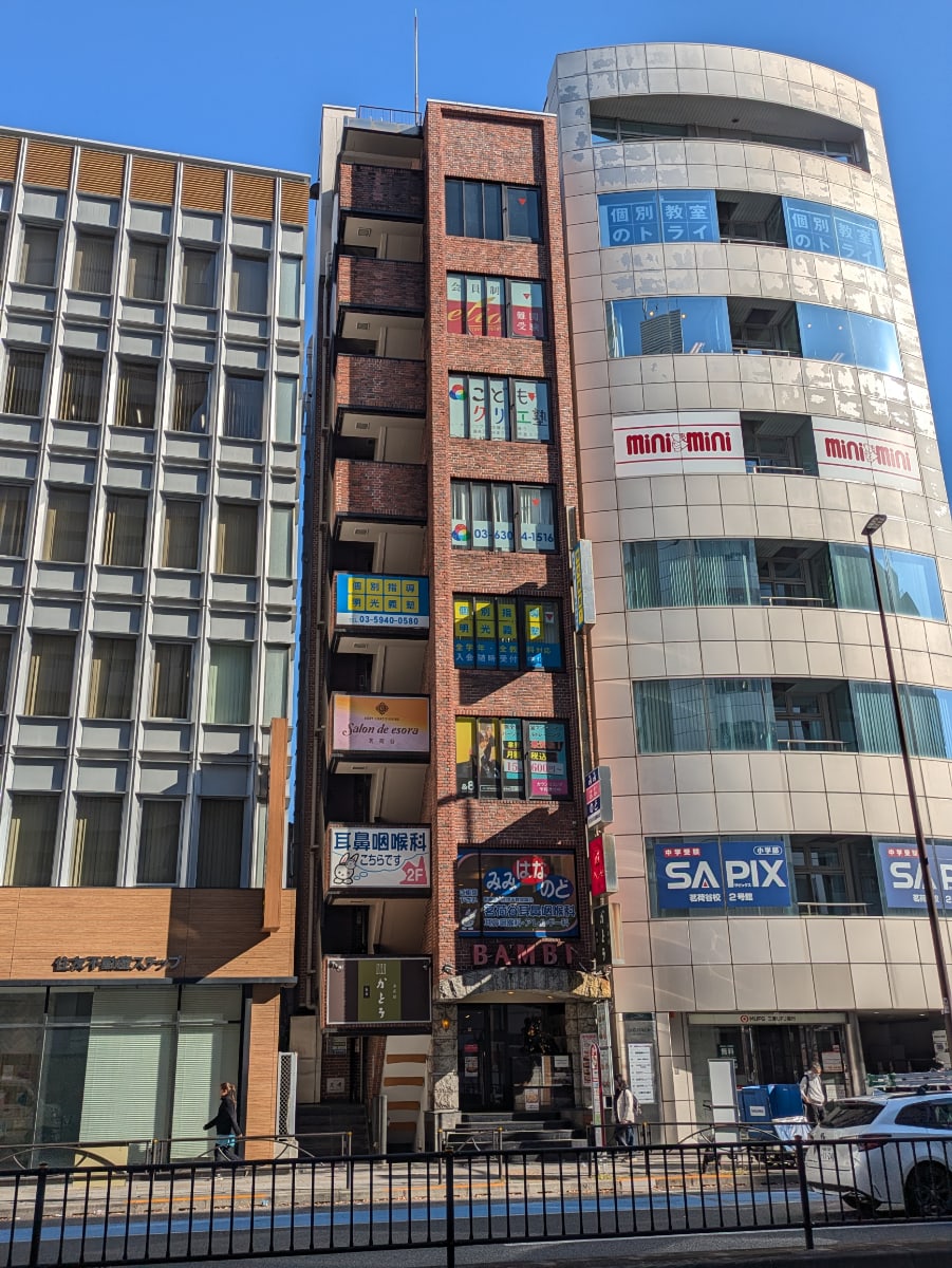 v20251224150804/fresh/building/J00100393363_1