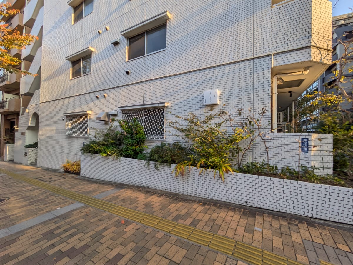 v20251224150804/fresh/building/J00100416084_13