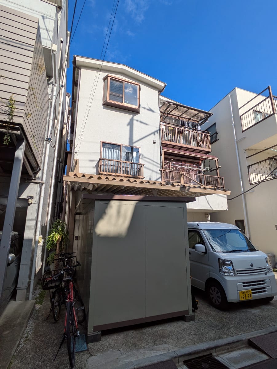 v20251224150804/fresh/building/J00100425304_7