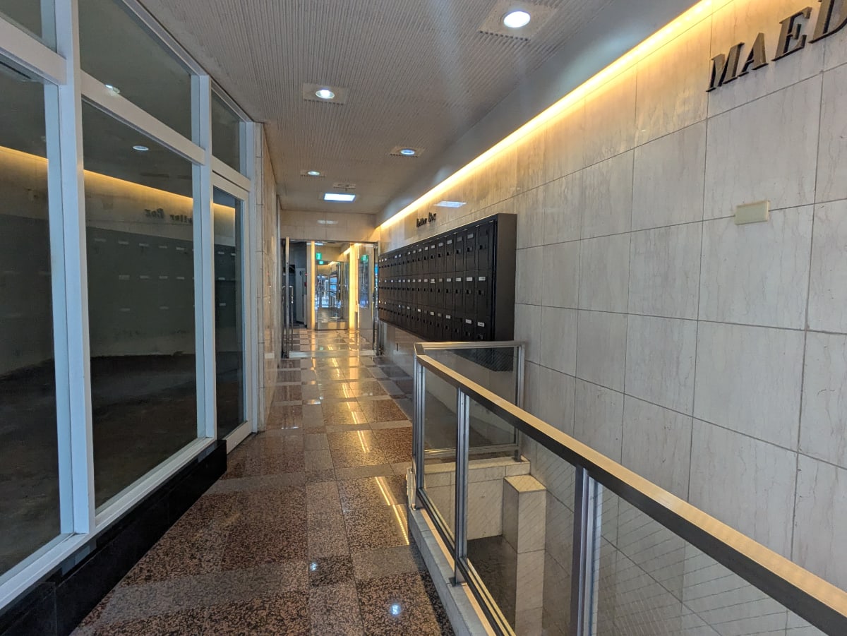 v20251224150804/fresh/building/J00100461904_9