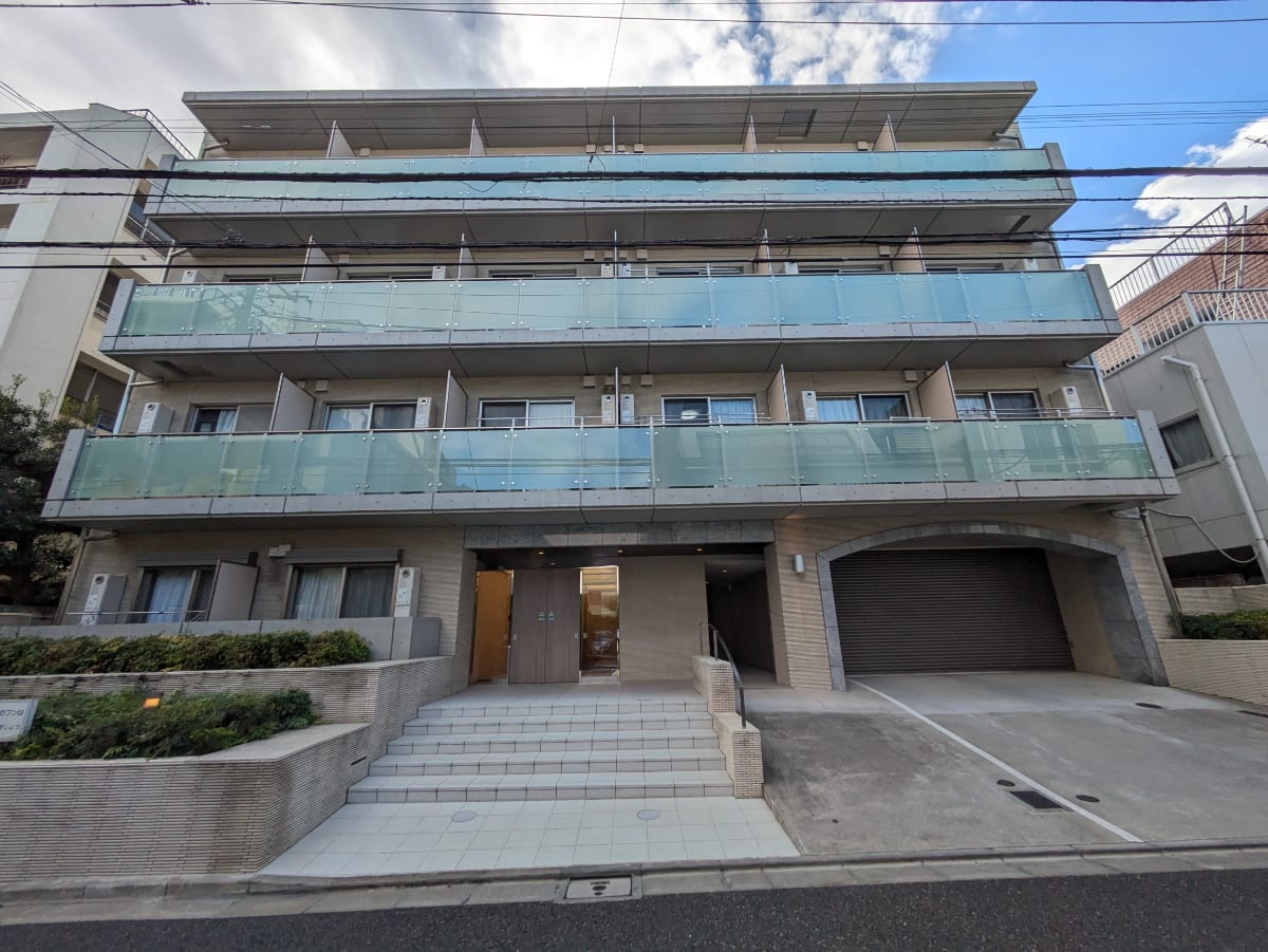 v20251224150804/fresh/building/J00100477970_1