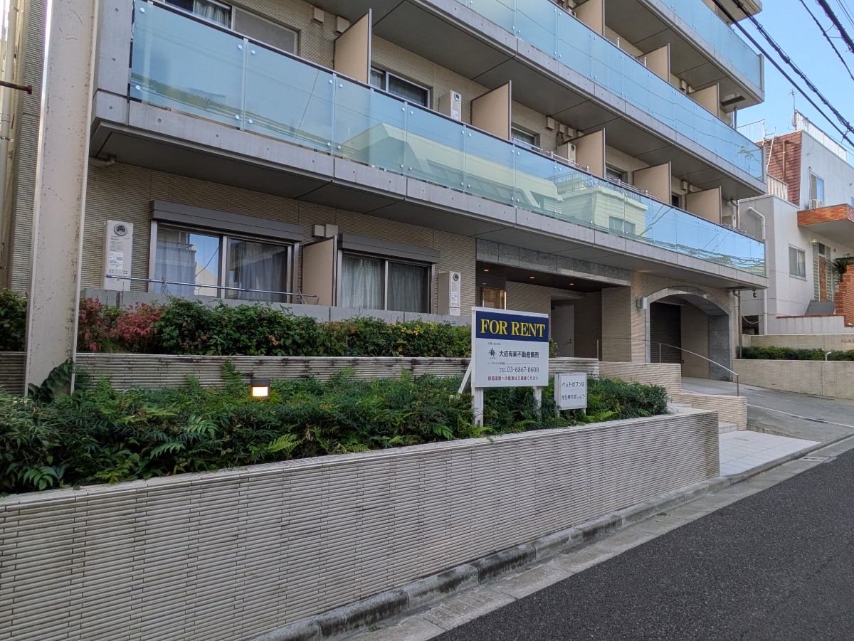 v20251224150804/fresh/building/J00100477970_6