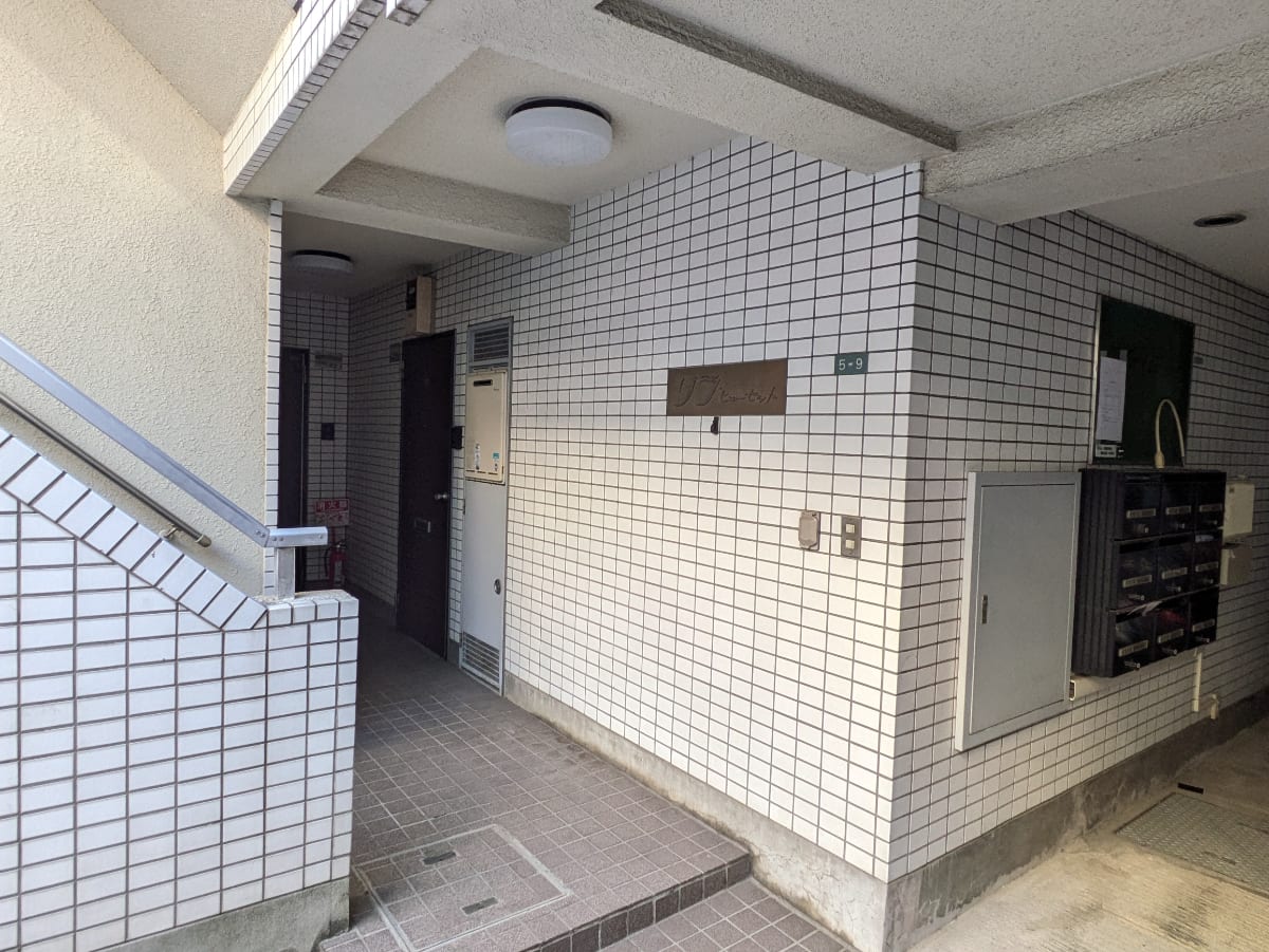 v20251224150804/fresh/building/J00100609313_3