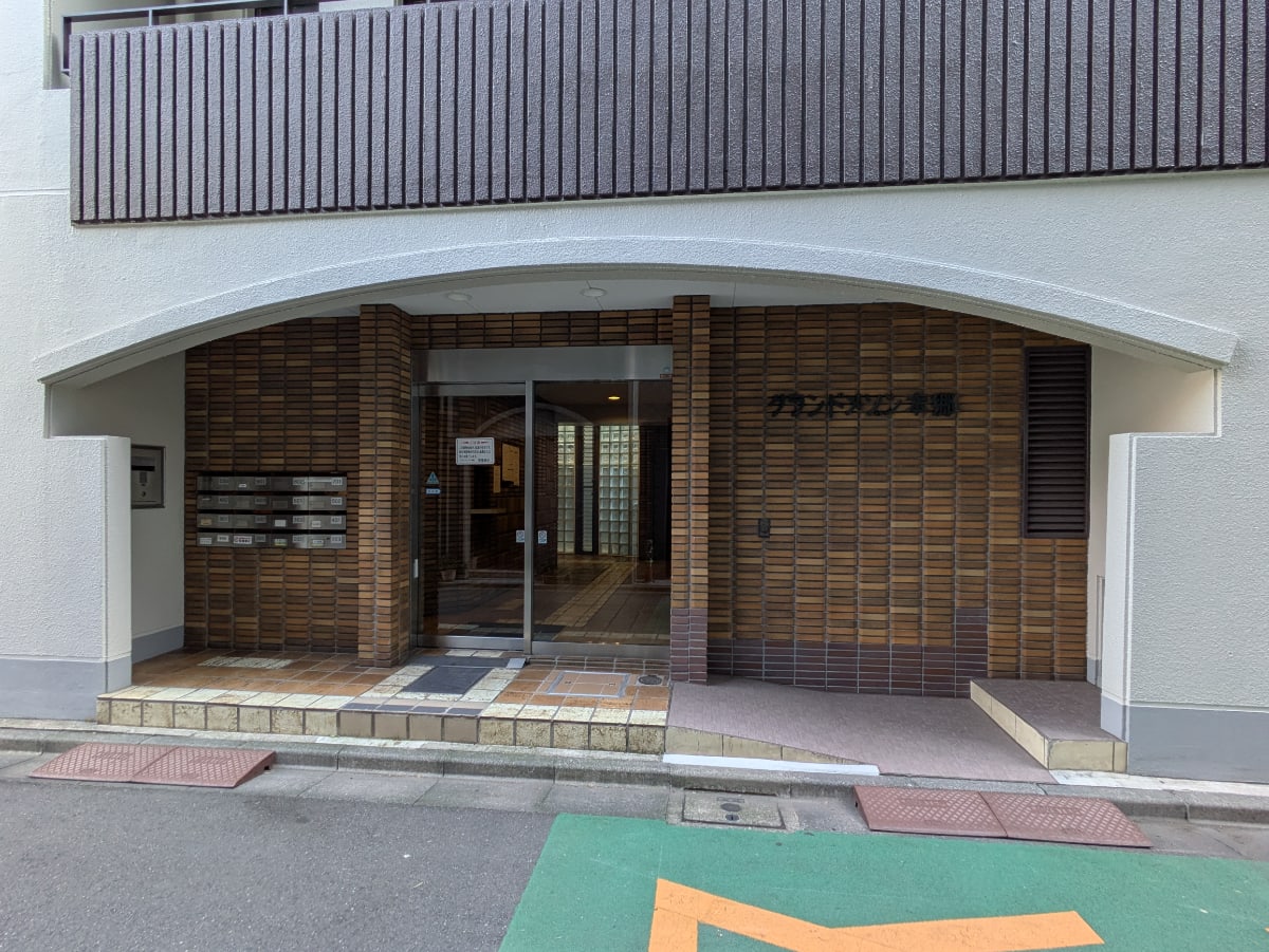 v20251228150654/fresh/building/J00100364422_12
