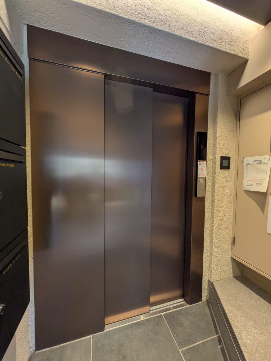 v20251228150654/fresh/building/J00100373360_4