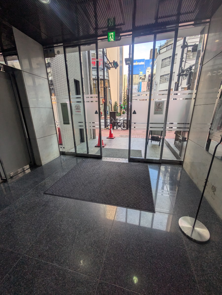v20251228150654/fresh/building/J00100388800_15