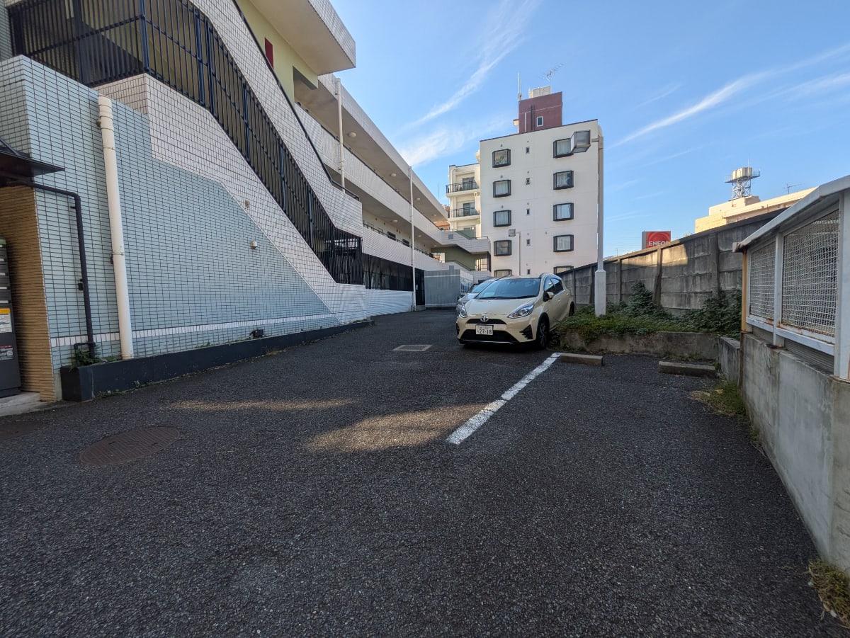 v20251228150654/fresh/building/J00100394804_10