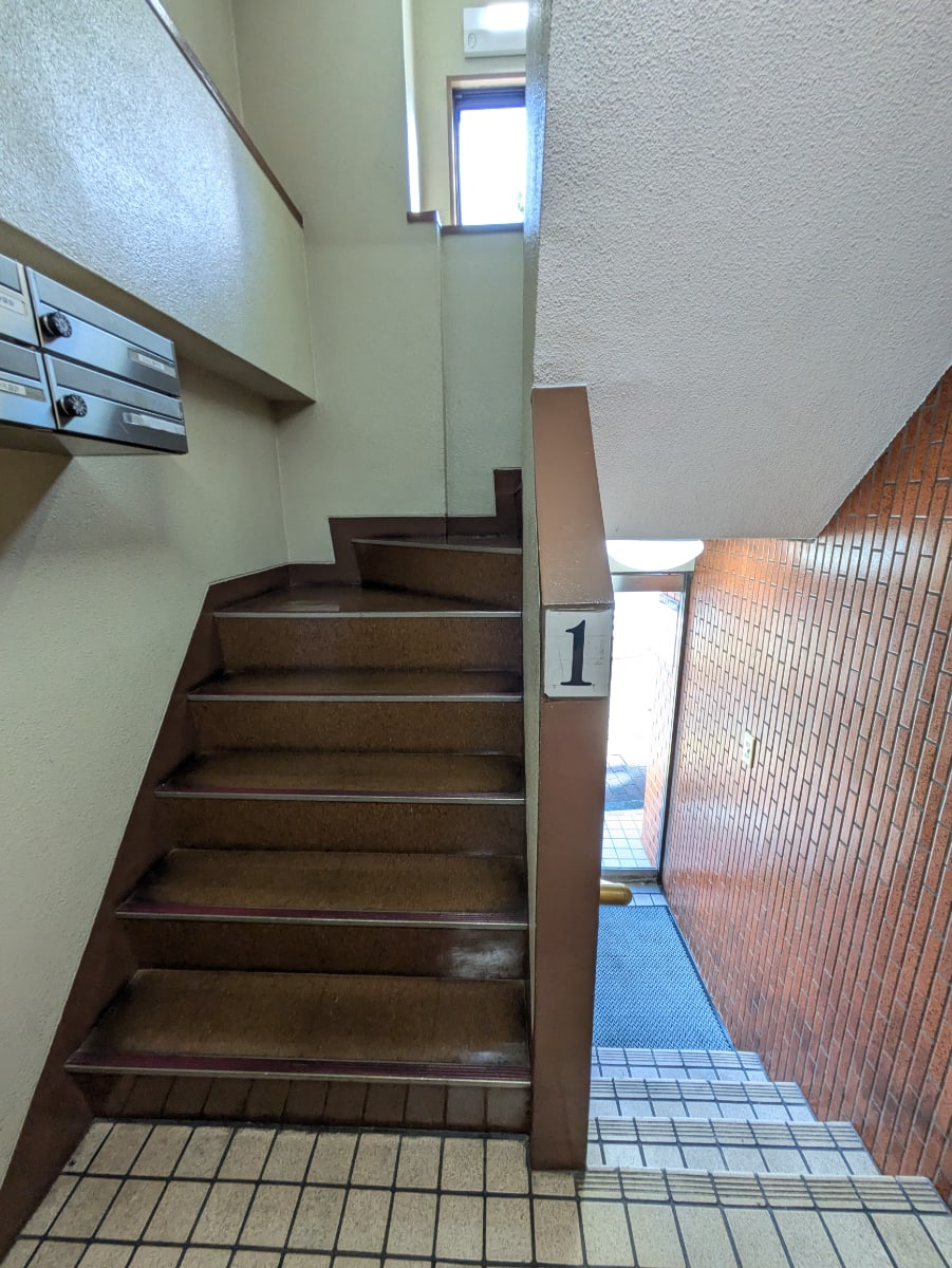 v20251228150654/fresh/building/J00100394979_9