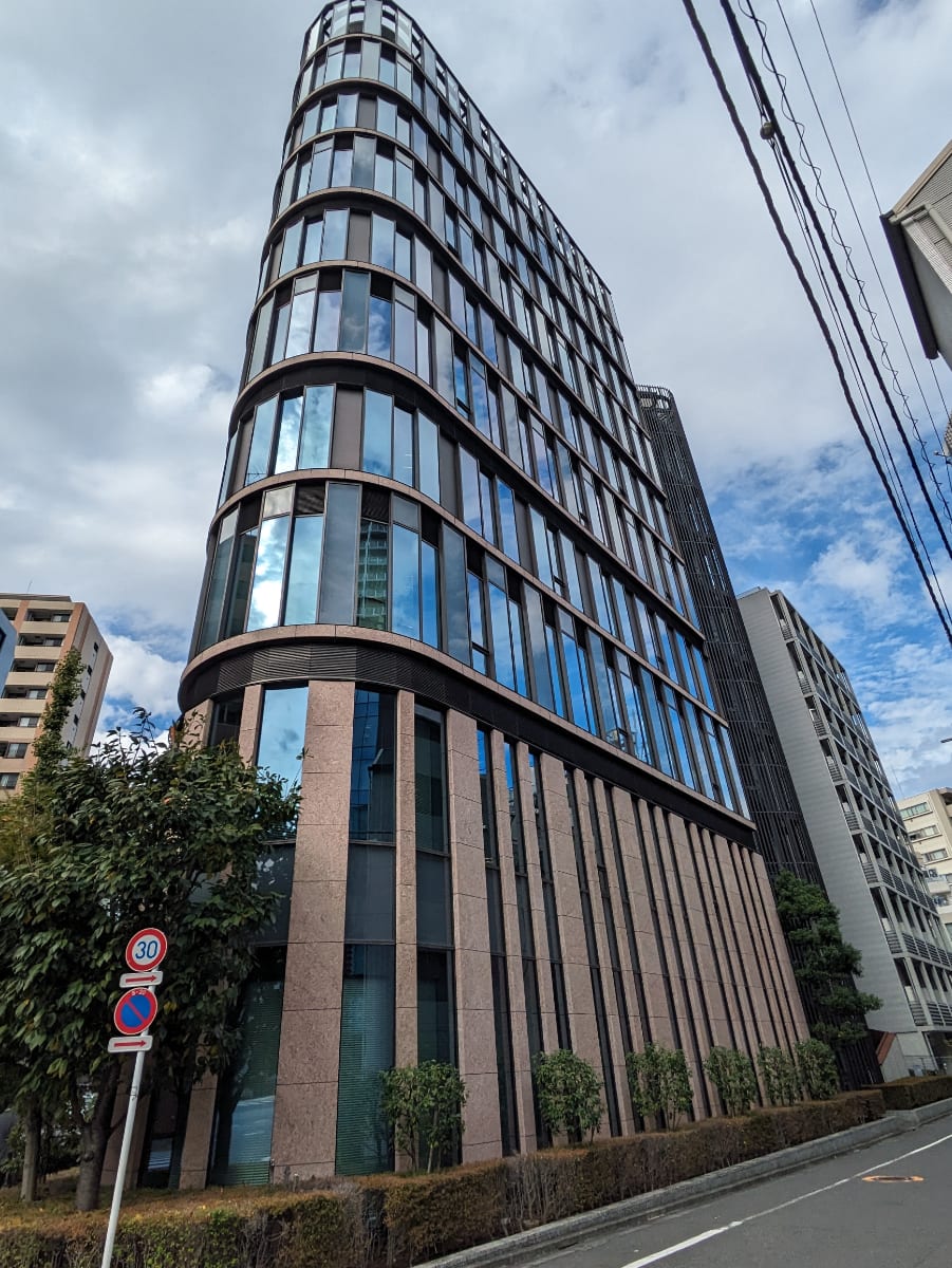 v20251228150654/fresh/building/J00100411264_9