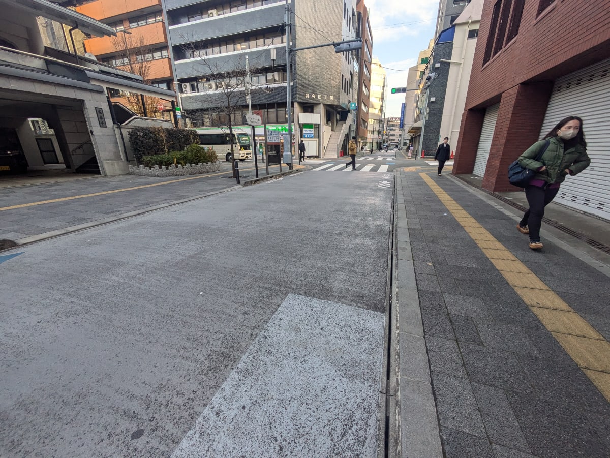 v20260108150801/fresh/building/J00100459252_12