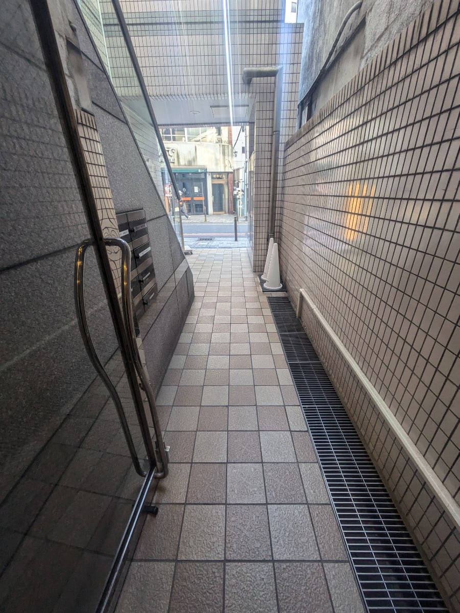 v20260110150643/fresh/building/J00100381321_8