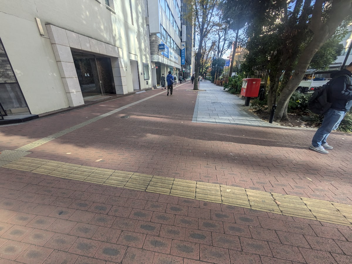 v20260110150643/fresh/building/J00100481573_9