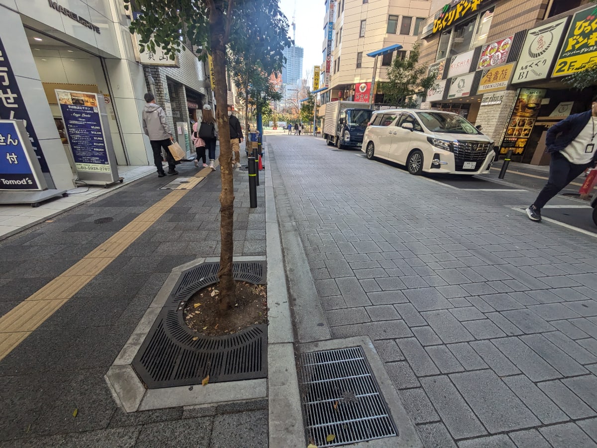v20260111150704/fresh/building/J00100388581_2