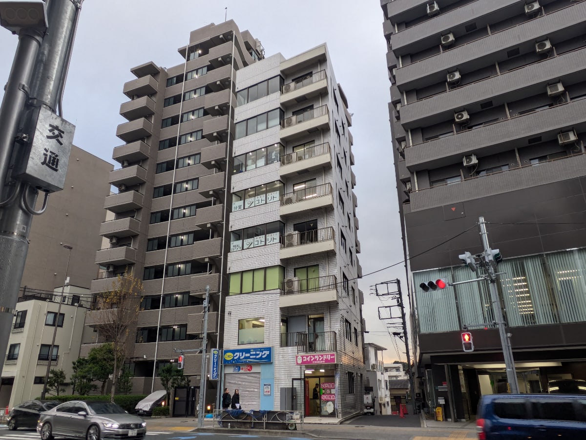 v20260115150805/fresh/building/J00100360183_15