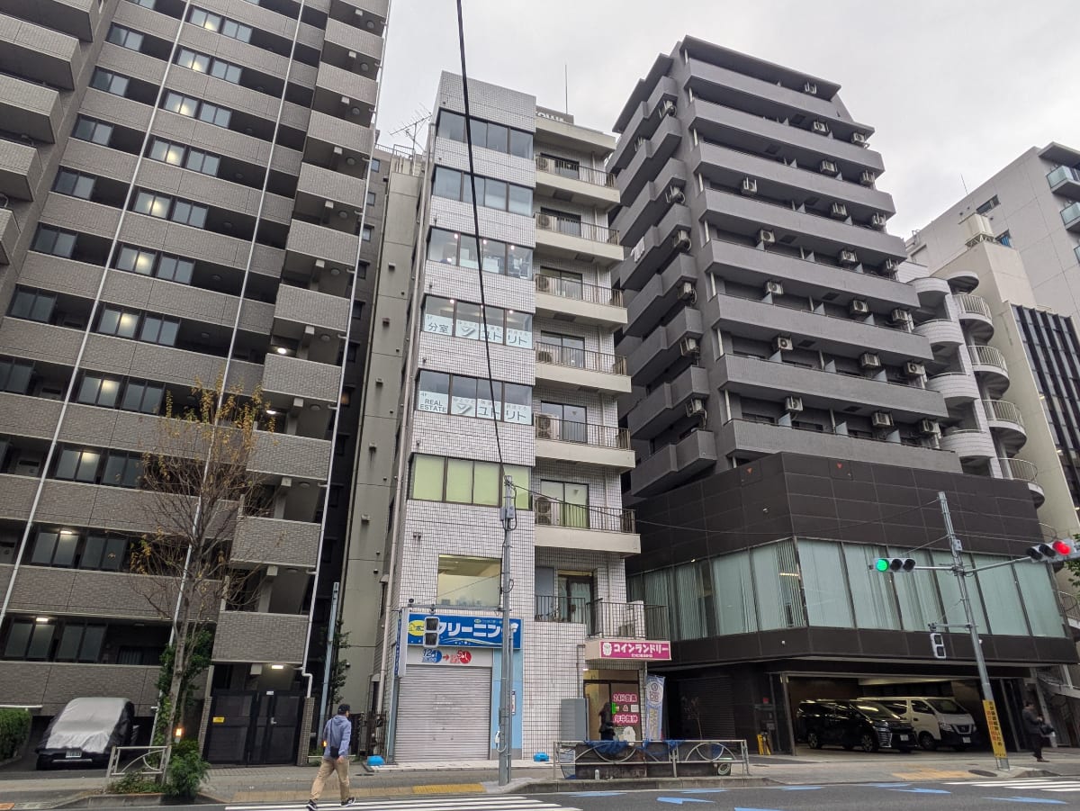 v20260115150805/fresh/building/J00100360183_16