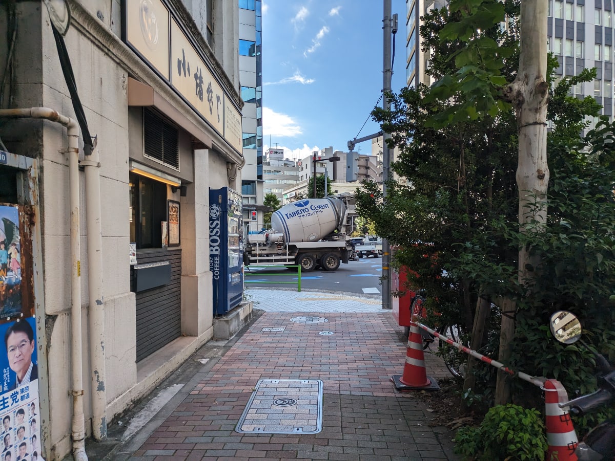 v20260119151022/fresh/building/J00100383658_15