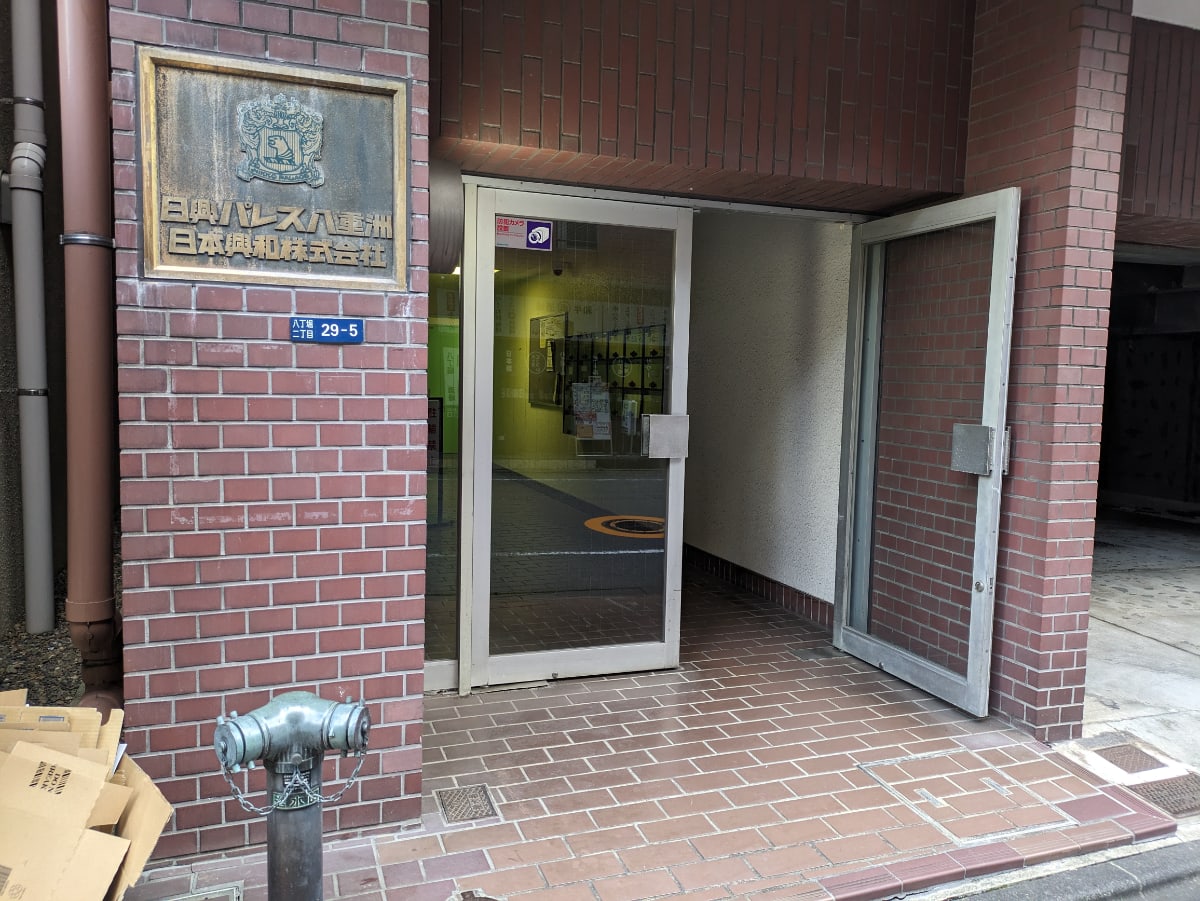 v20260126151127/fresh/building/J00100381983_3