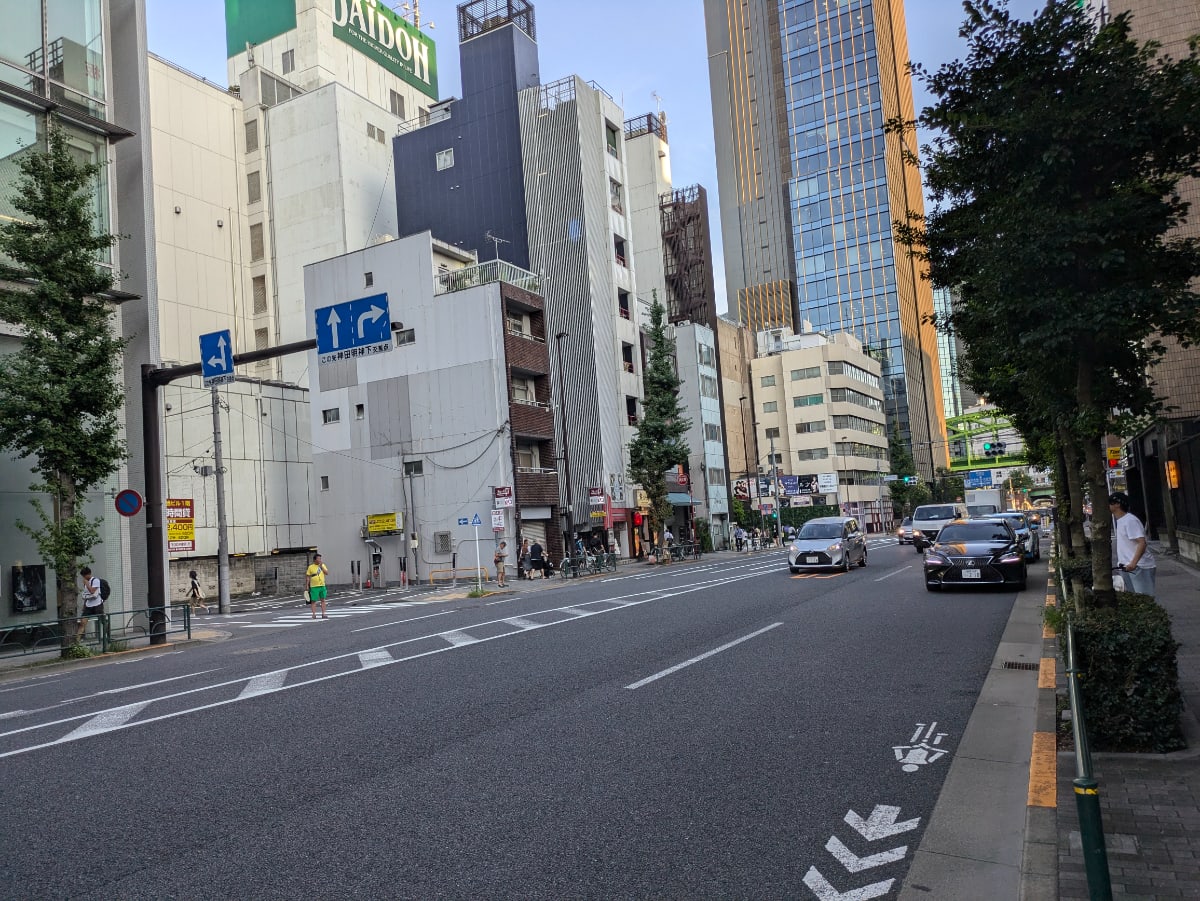 v20260127151010/fresh/building/J00100404223_11