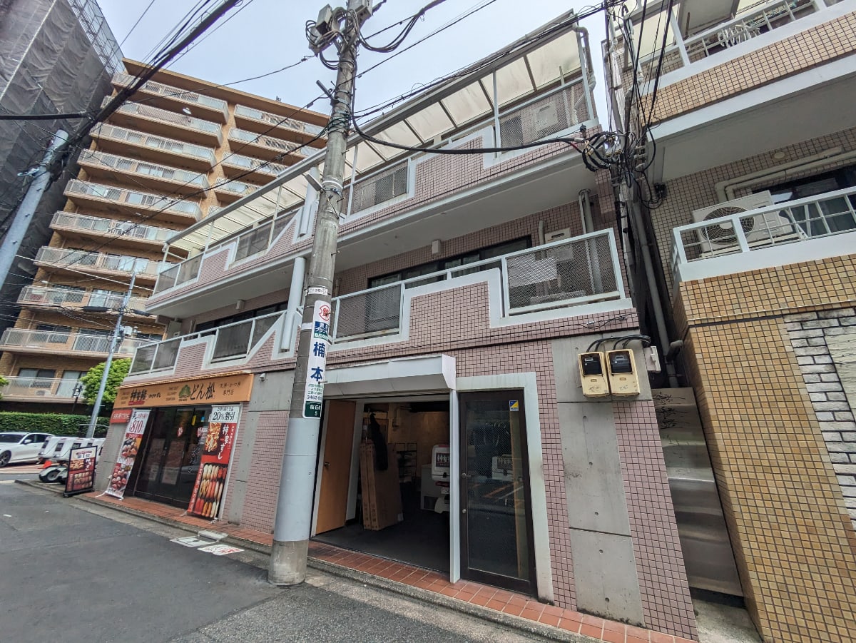 v20260128151011/fresh/building/J00100375988_8